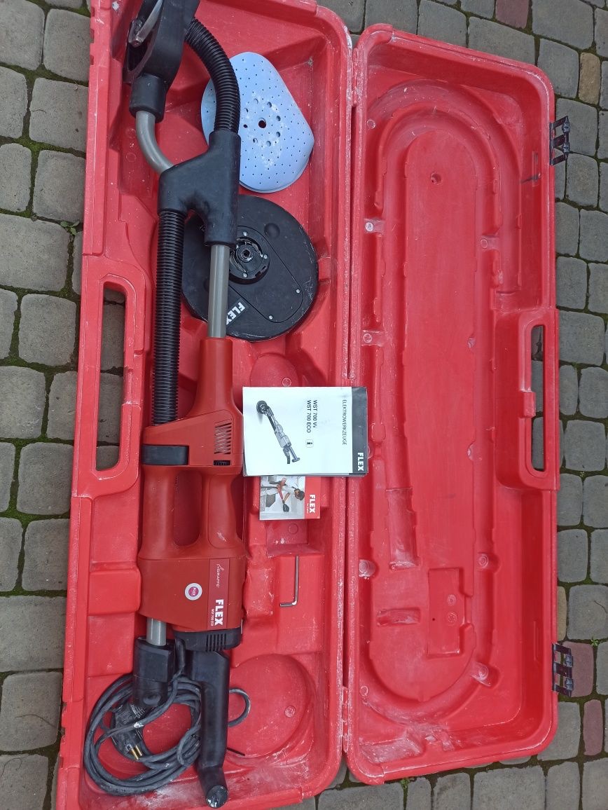 Flex WST 700 Bruska na sadrokarton