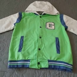 Chlapecká mikina vel.122 (5-6 let)