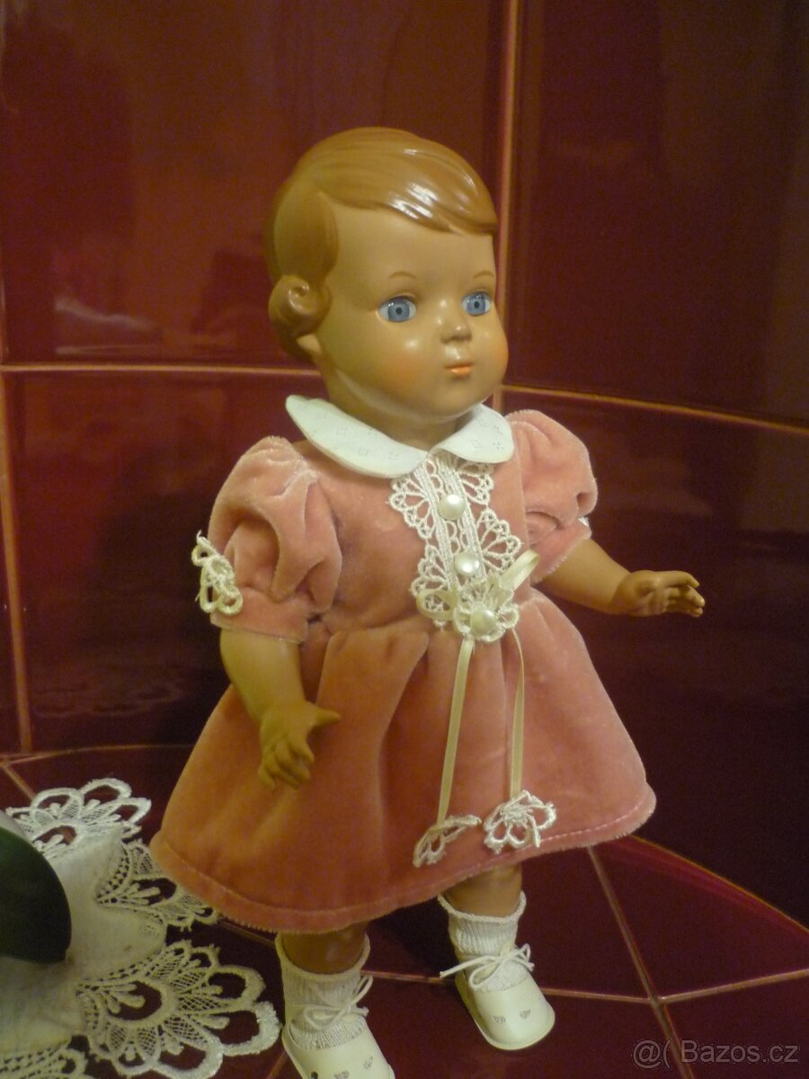 Inge - sběratelská panenka, značená, želva. TOP STAV,34 cm.