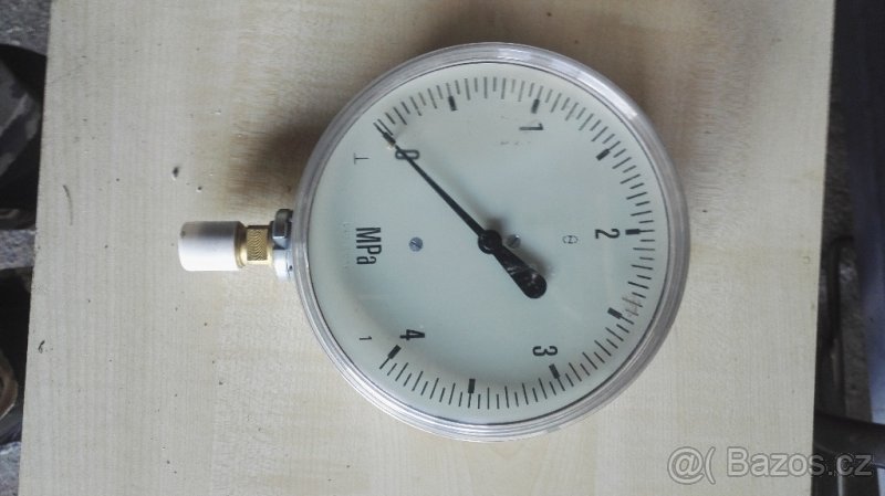Manometr průměr 160mm 0-4 MPa