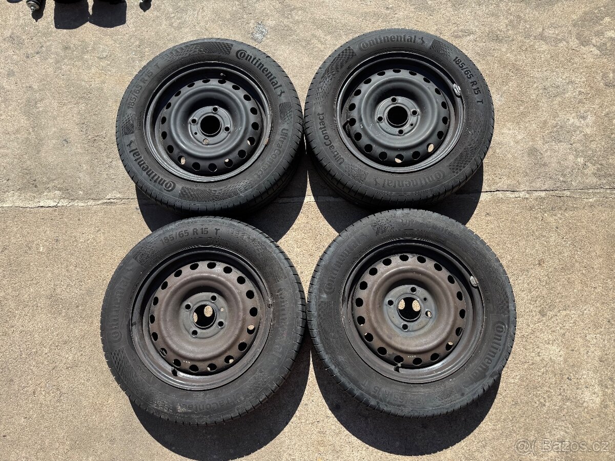 Letní kola Nissan 15 4x114.3 185/65/15 / díly