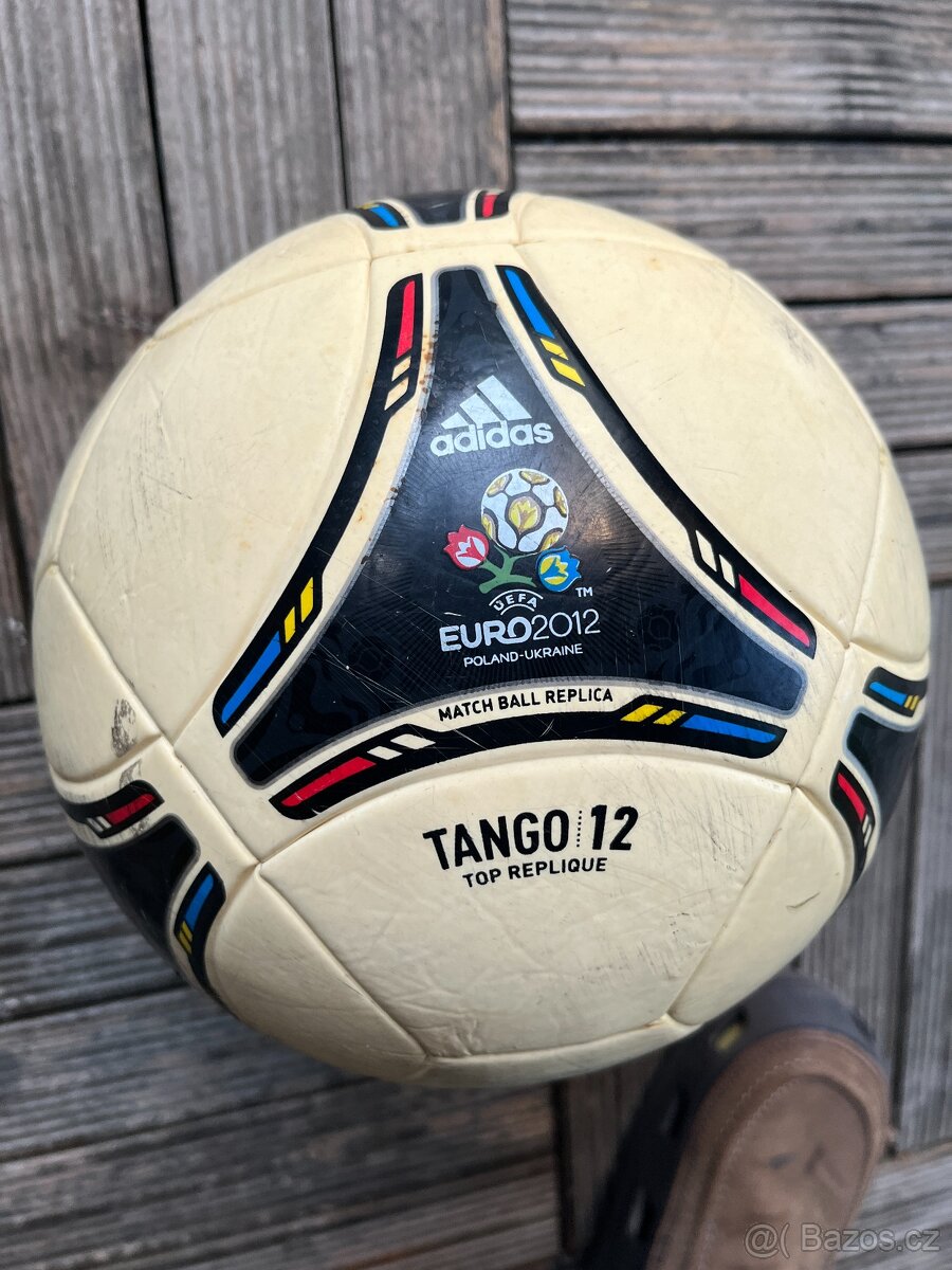 Míč Adidas Tango 2012, Poland-Ukraine, Sběratelský kousek