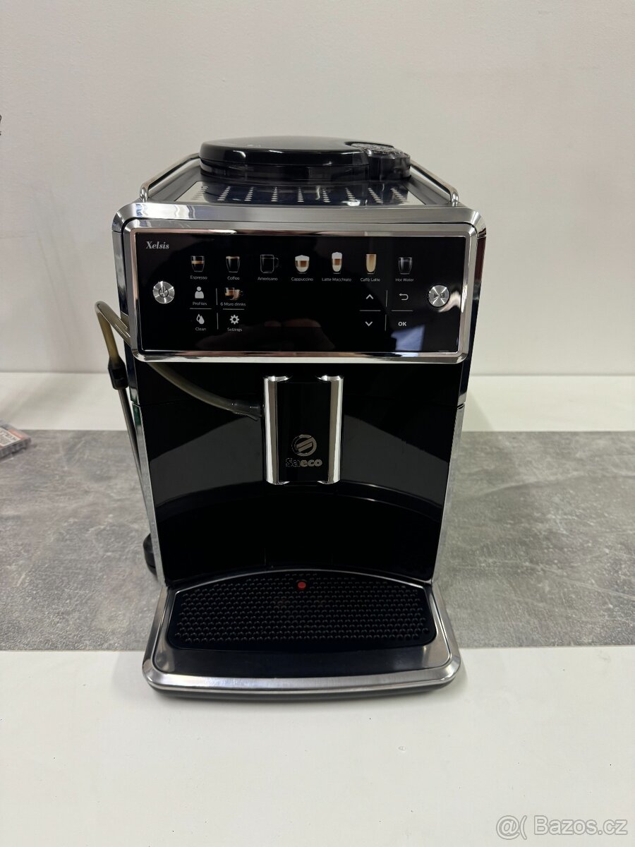 Kávovar Saeco Xelsis SM 7580