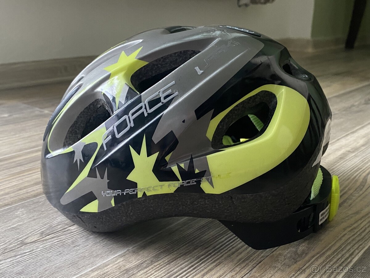 Helma na kolo dětská FORCE Lark vel. M 54-59cm