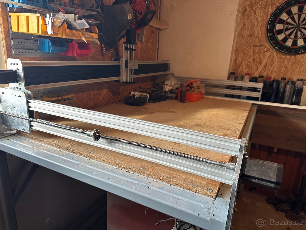 Nová 3-osá CNC frezka - router