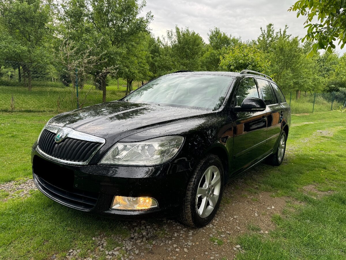 Škoda Octavia 2012 1.6 TDI Bluetooth Senzory Výhřev Rozvody