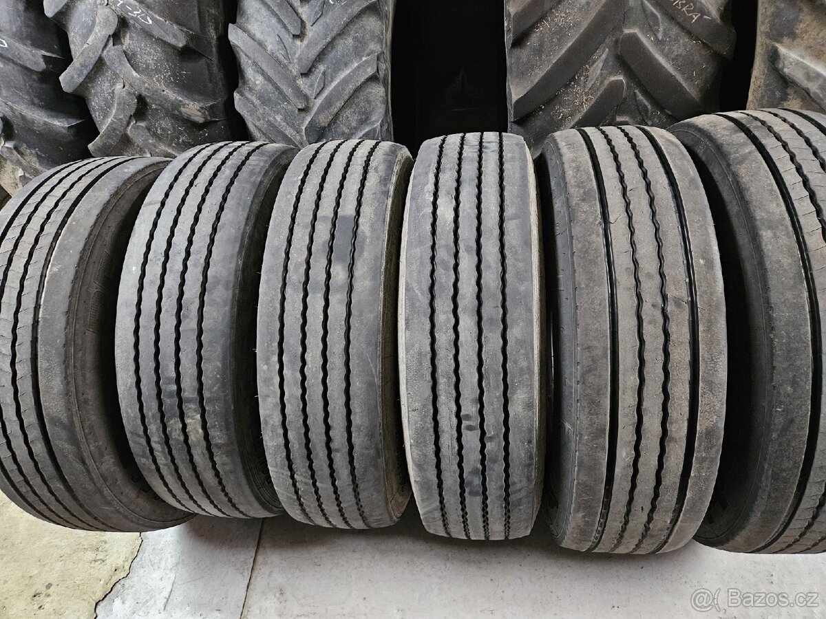 Nákladní pneu 315/80R22,5 vodící