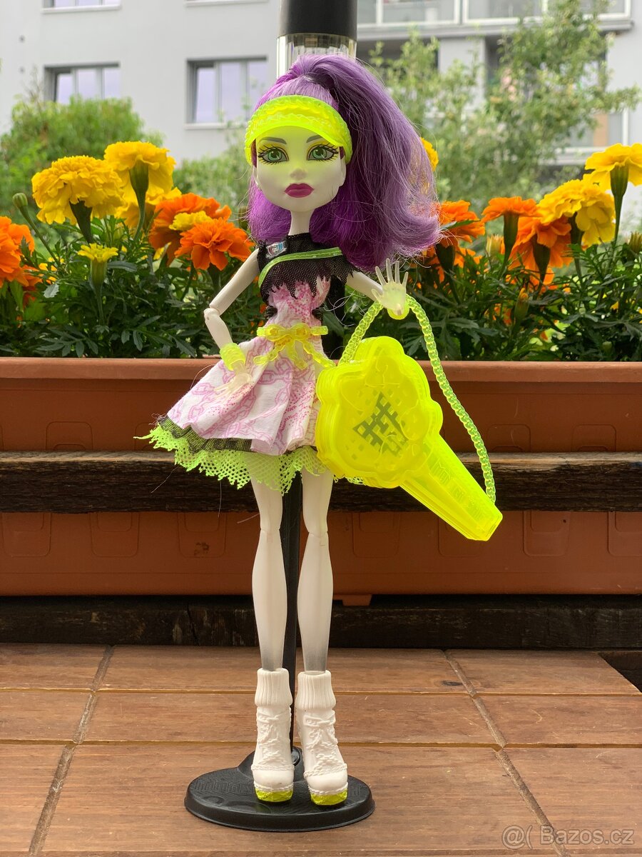 Monster High Spectra Ghouls Sport