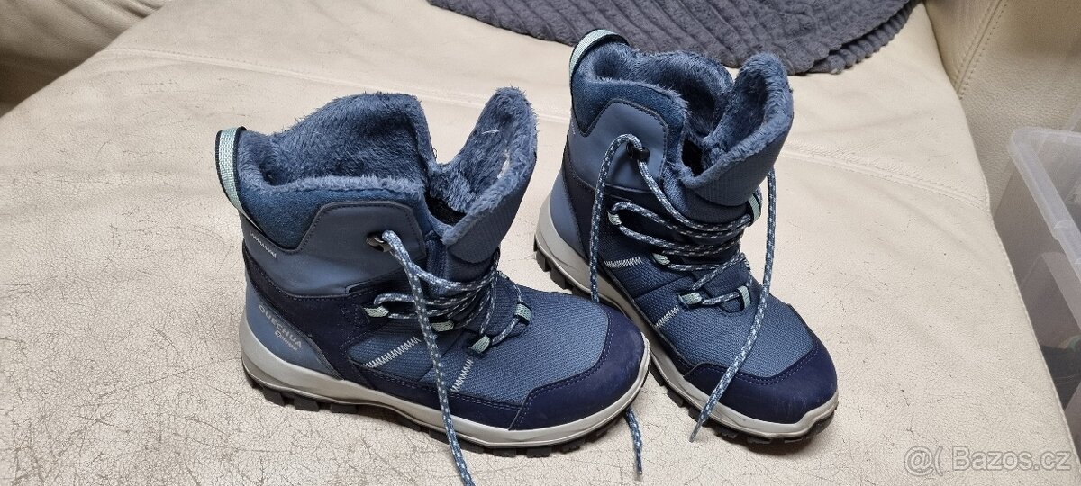 Zimní kotníkové boty Quecha s membránou Waterproof vel.35