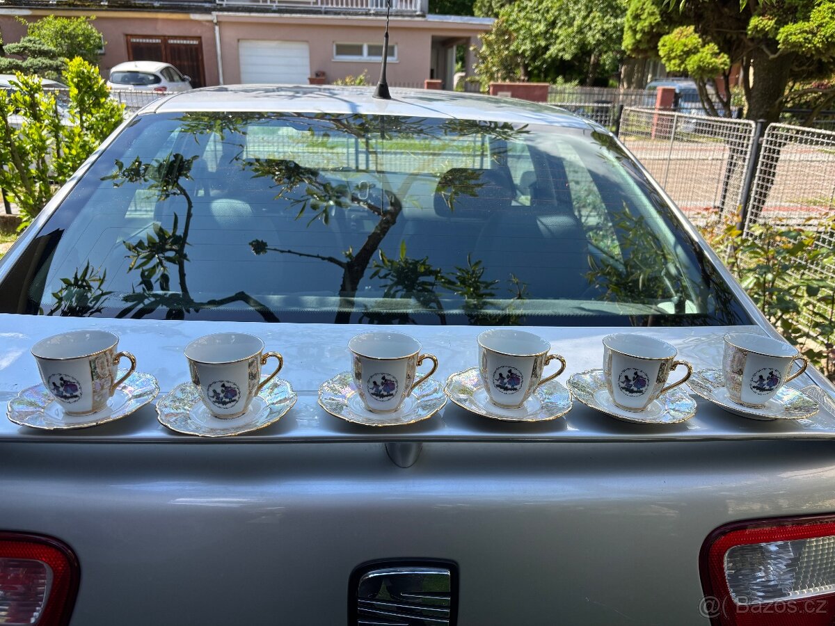 Karlovarský porcelán.