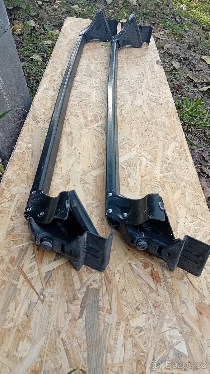 Univerzální příčníky na auto - zahrádka na auto