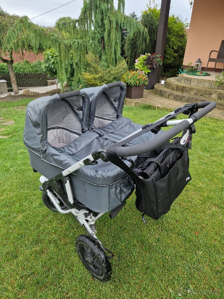 Kočárek pro dvojčata Easywalker DUO