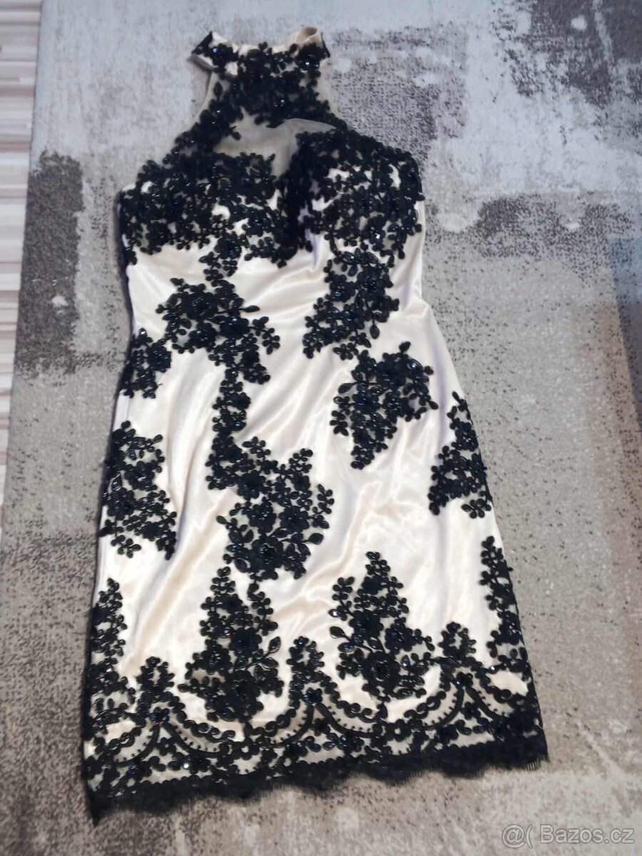Společenské šaty vel. 38-40 .