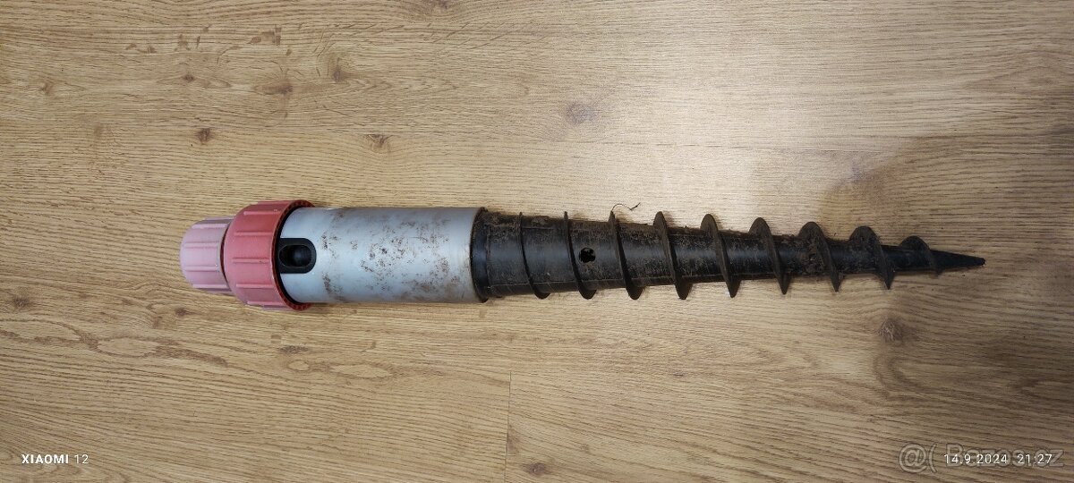 Držák šroubovací BLOME DuoFix pro slunečníky apod