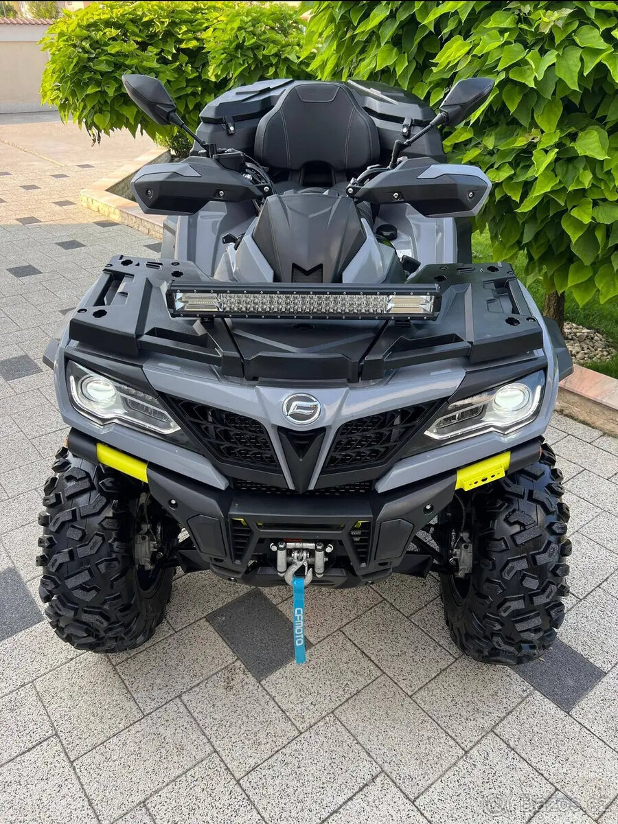Čtyřkolka ATV Cf Moto CFORCE 1000