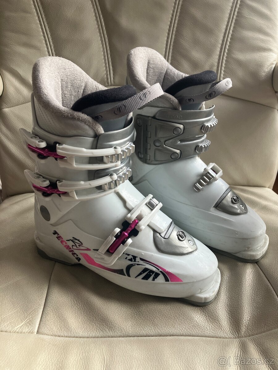 Lyžařské boty, lyže 110cm