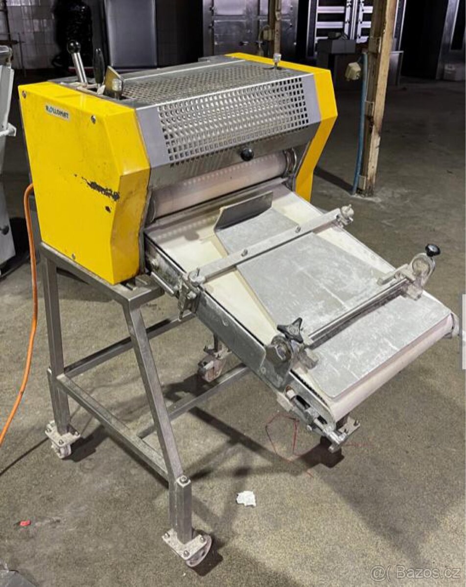 Rohlíkovače na tvarování těst