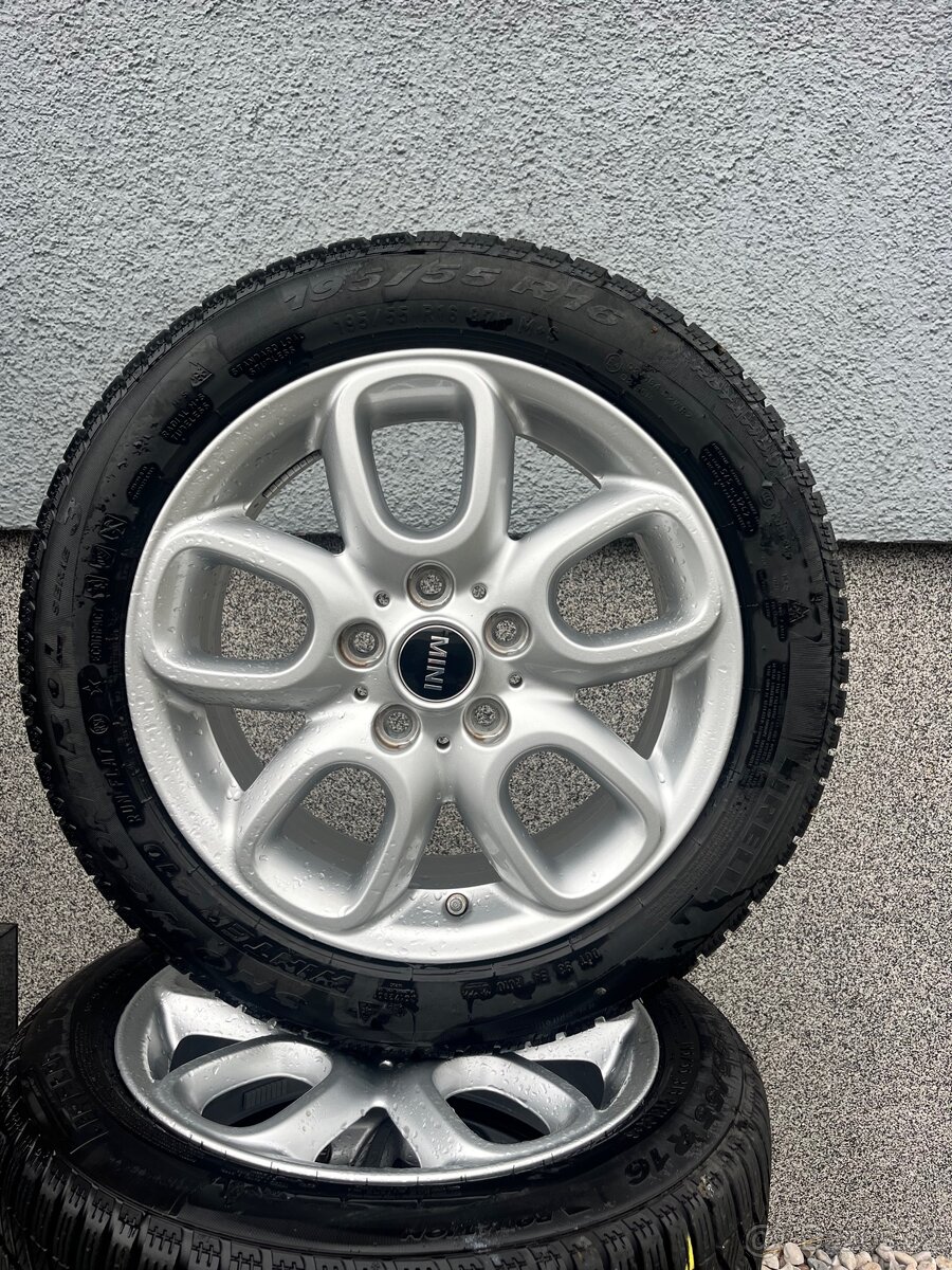 Mini Cooper 195/55 R16 5x112 r16 Et 54