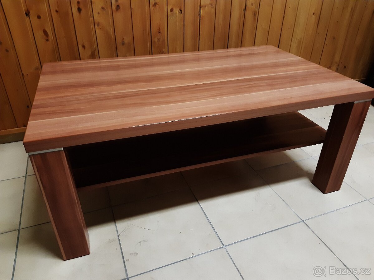 Konferenční stolek