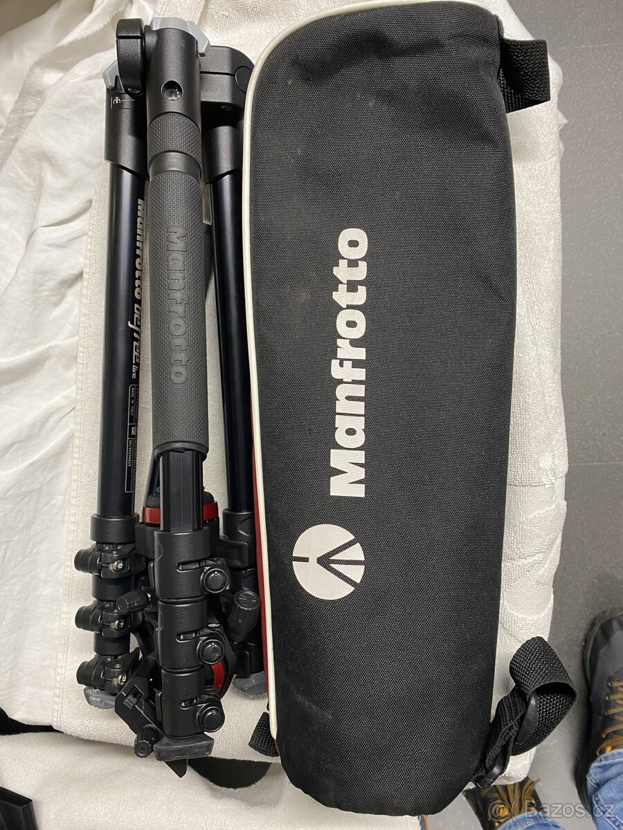 Manfrotto Befree live - kompaktní stativ s videohlavou