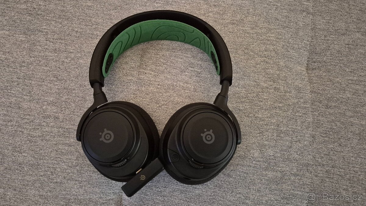 Bezdrátové sluchátka SteelSeries Arctis Nova 7X