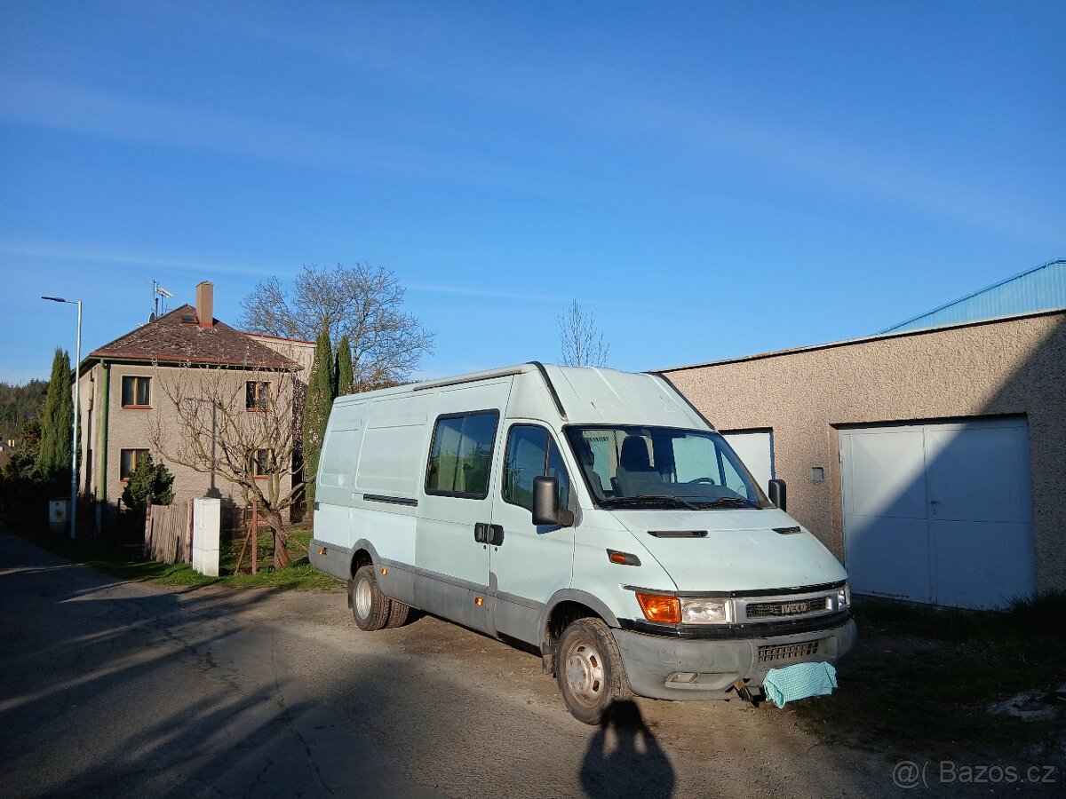 Iveco Daily Maxi 2.8 - 6 míst