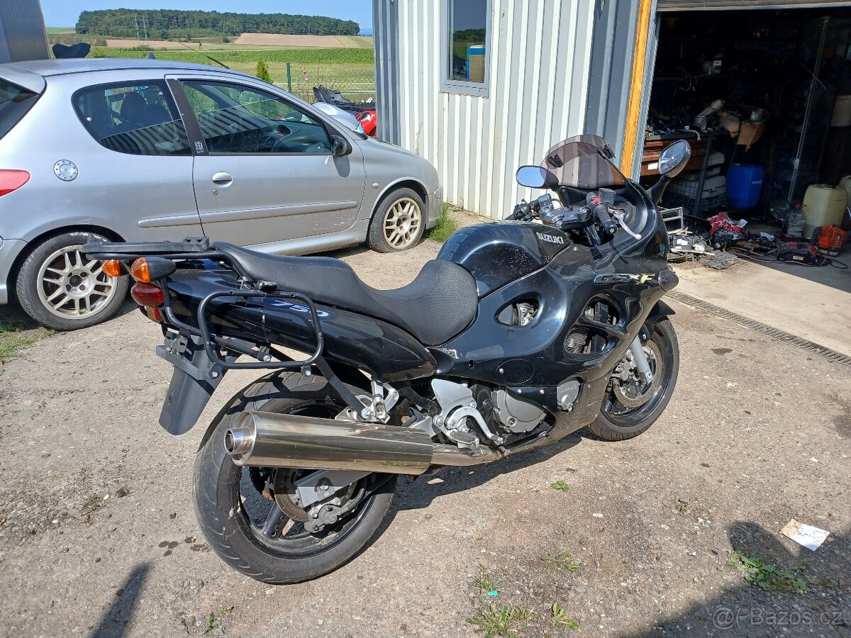 Suzuki gsx 750 f