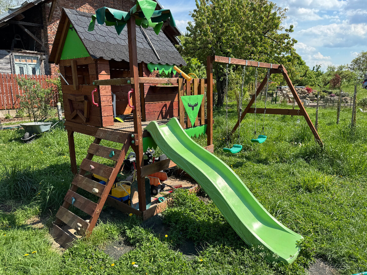Dětský zahradní domek