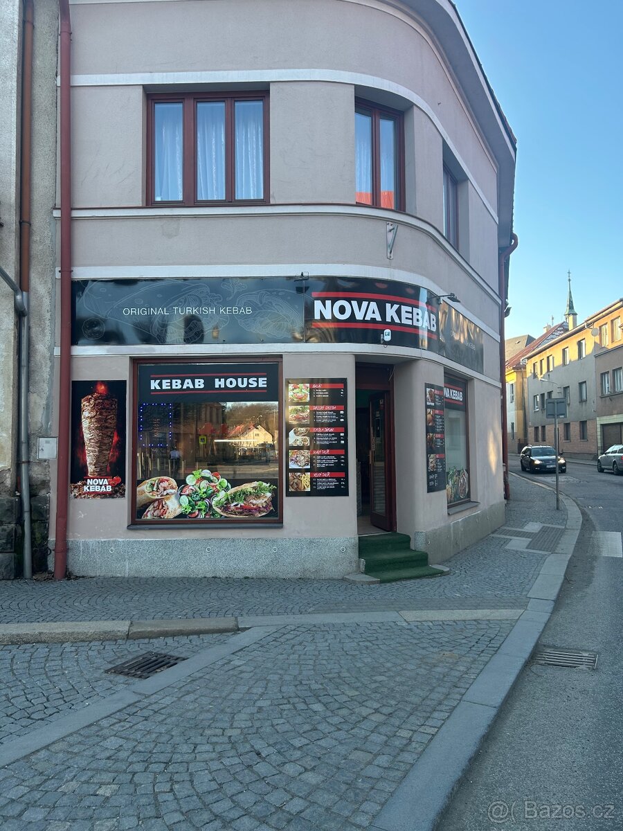 Kebab a pizza