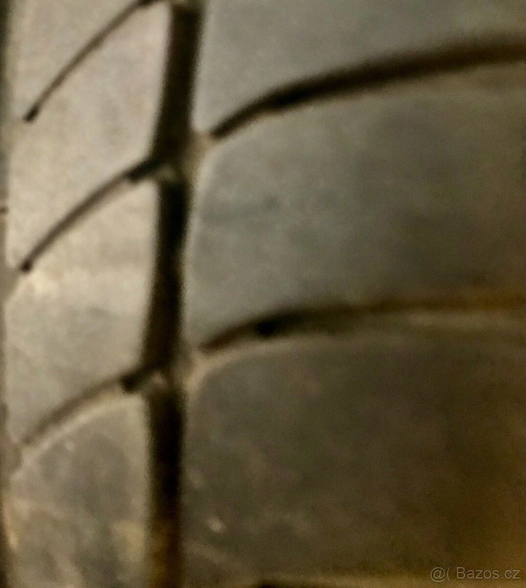 Letni pneu 225/50/17 dva kusy Michelin