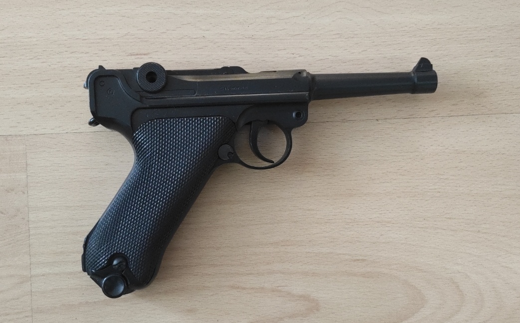 P 08 (parabela), airsoft , CO2