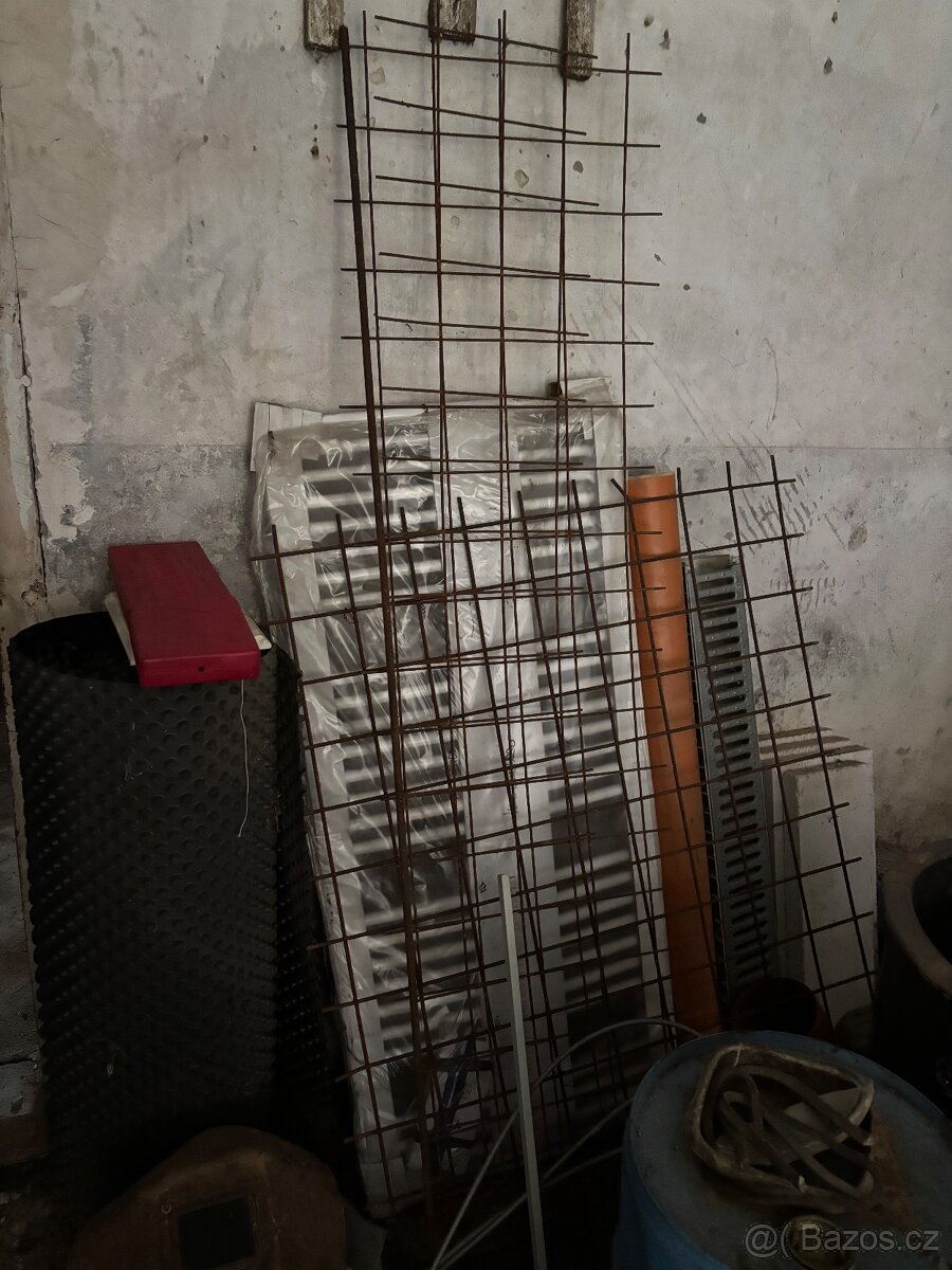Stavební materiál