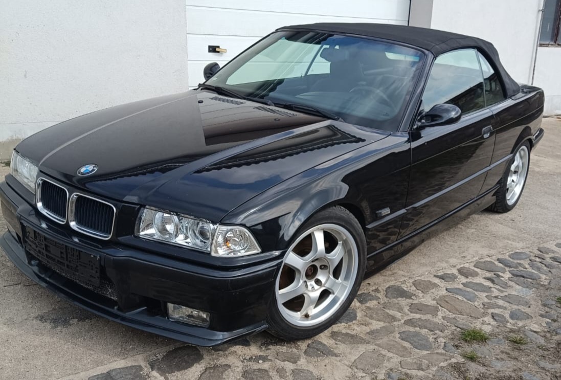 BMW e36 320i 6 válec kabriolet