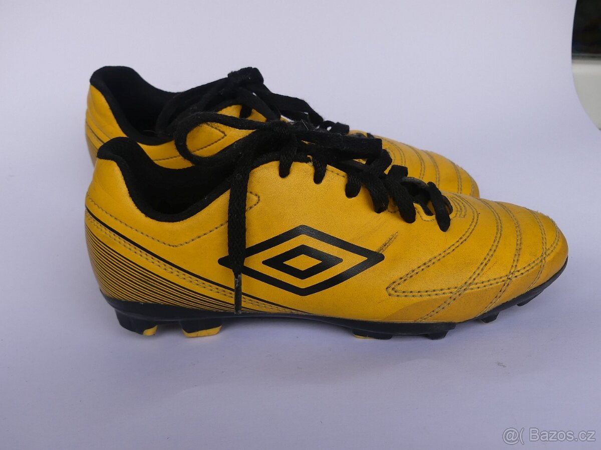 Chlapecké kopačky, umbro, CLASSICO VII FG - JNR, vel. 33