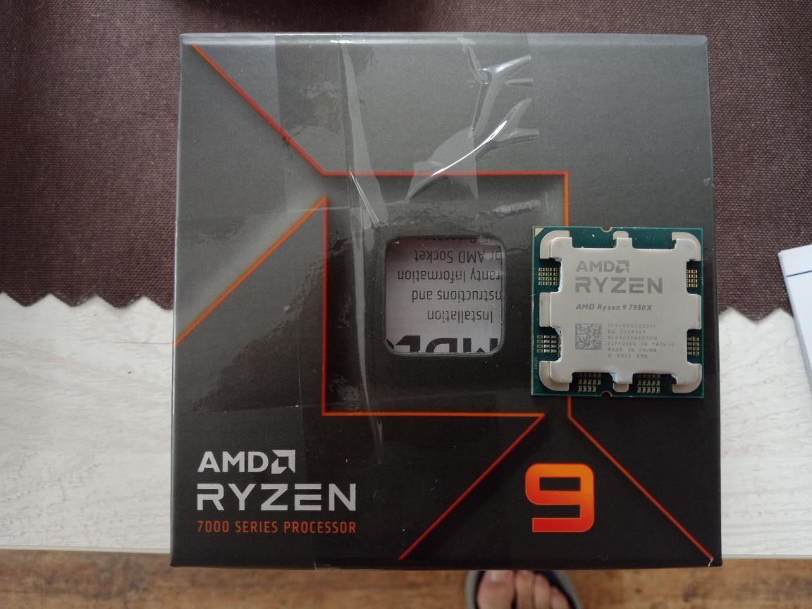AMD Ryzen 9 7950X