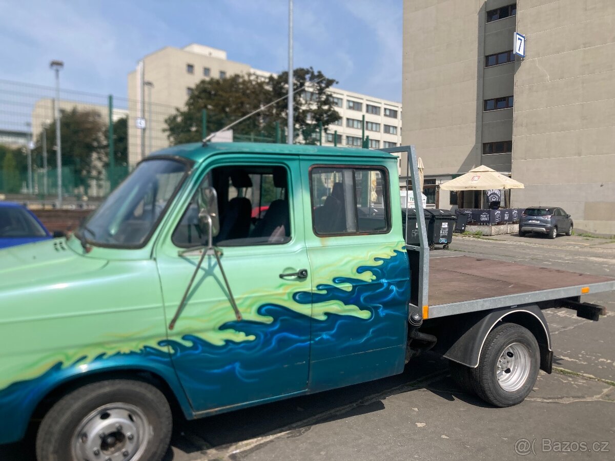 Ford Transit mk2
