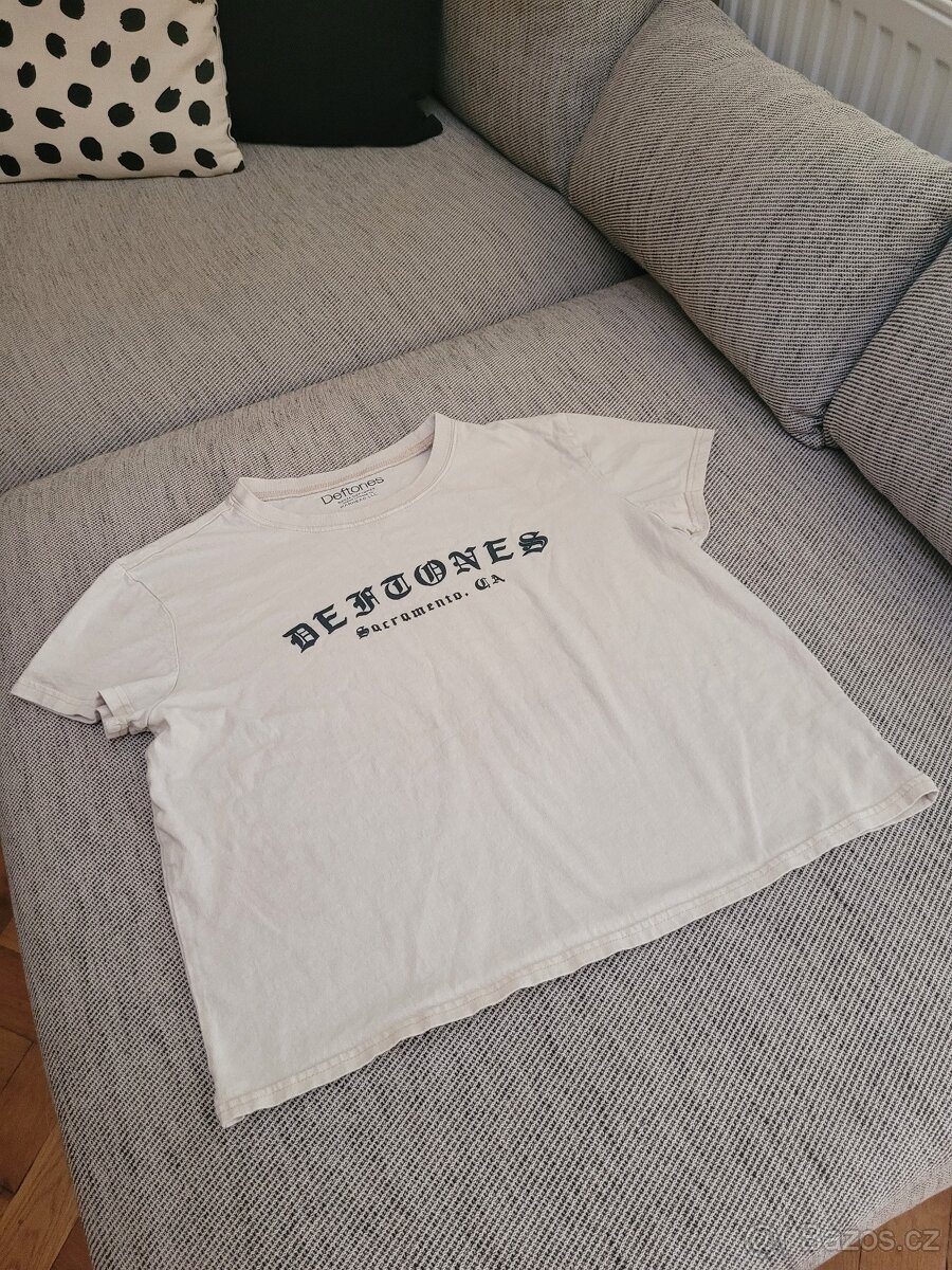 Dámské tričko Deftones zn. H&M, vel. XS