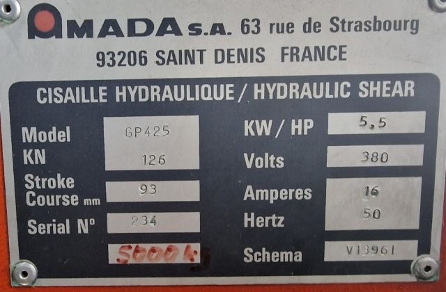 Tabulové nůžky AMADA GPN 425, použitý, z roku 1991.