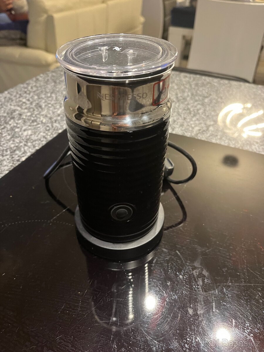 Nespresso Aeroccino šlehač mléka