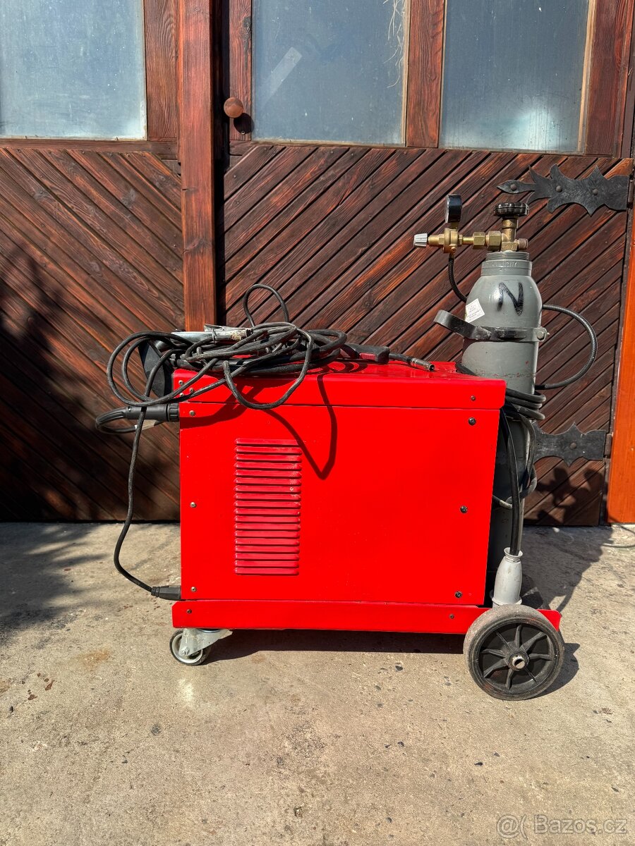 prodám svařečku CO 2