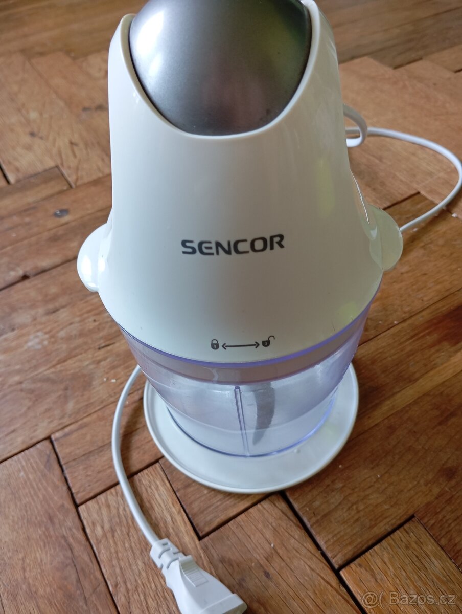 Sencor elektrický sekáček