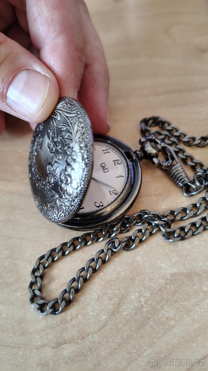 Myslivecké kapesní hodinky.
