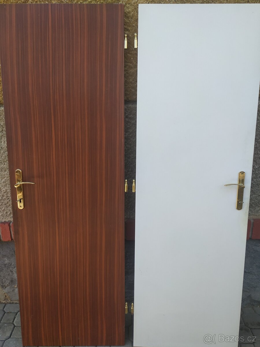 Dveře 1x 60L, 1x60P  lamino