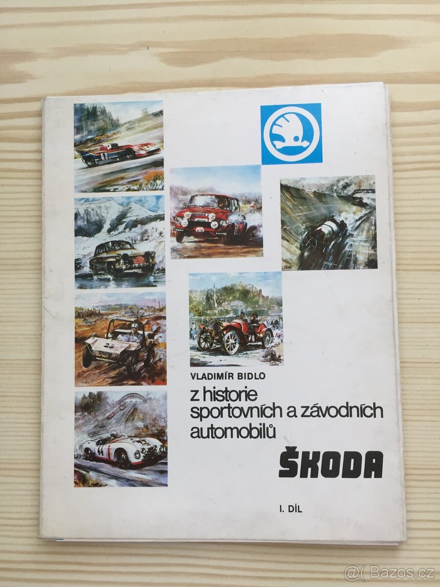 Soubor fotografií závodních automobilů Škoda
