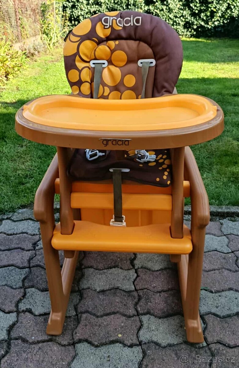 Jídelní židlička