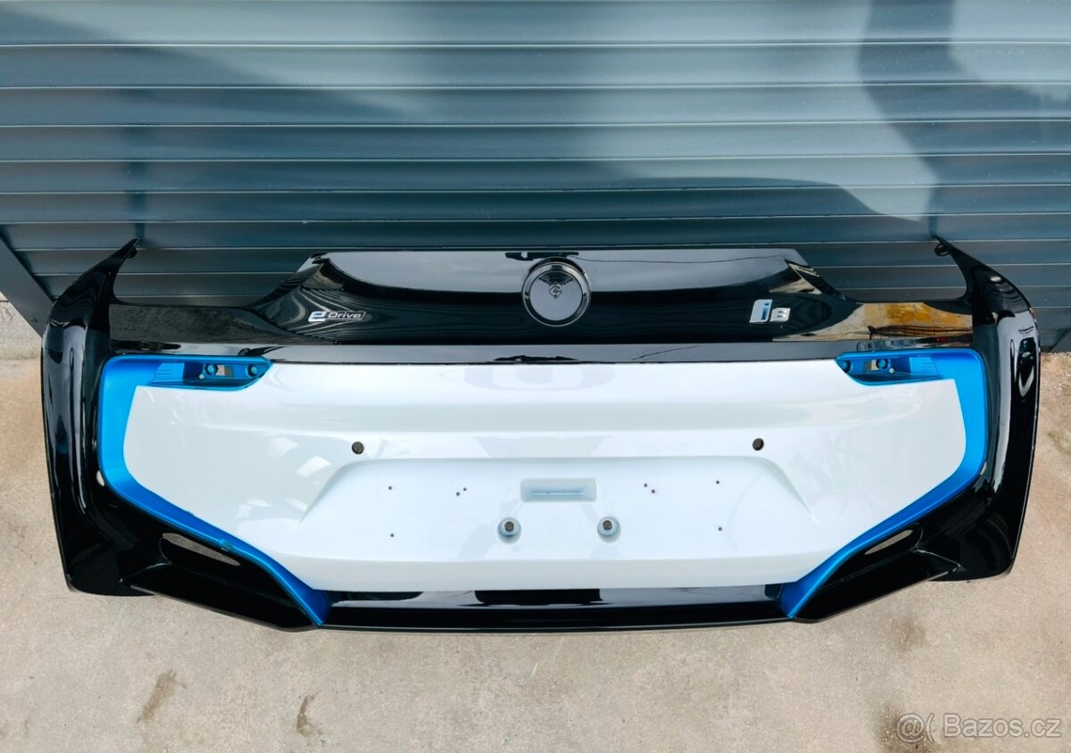 BMW i8 naraznik