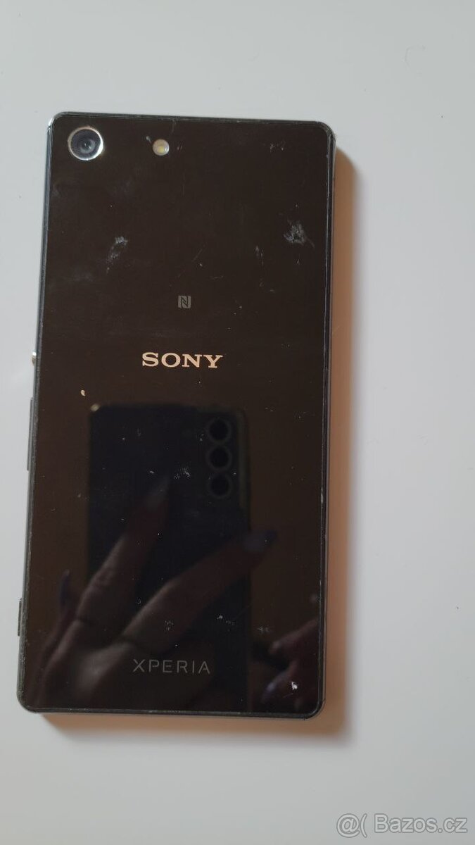 Sony e5603