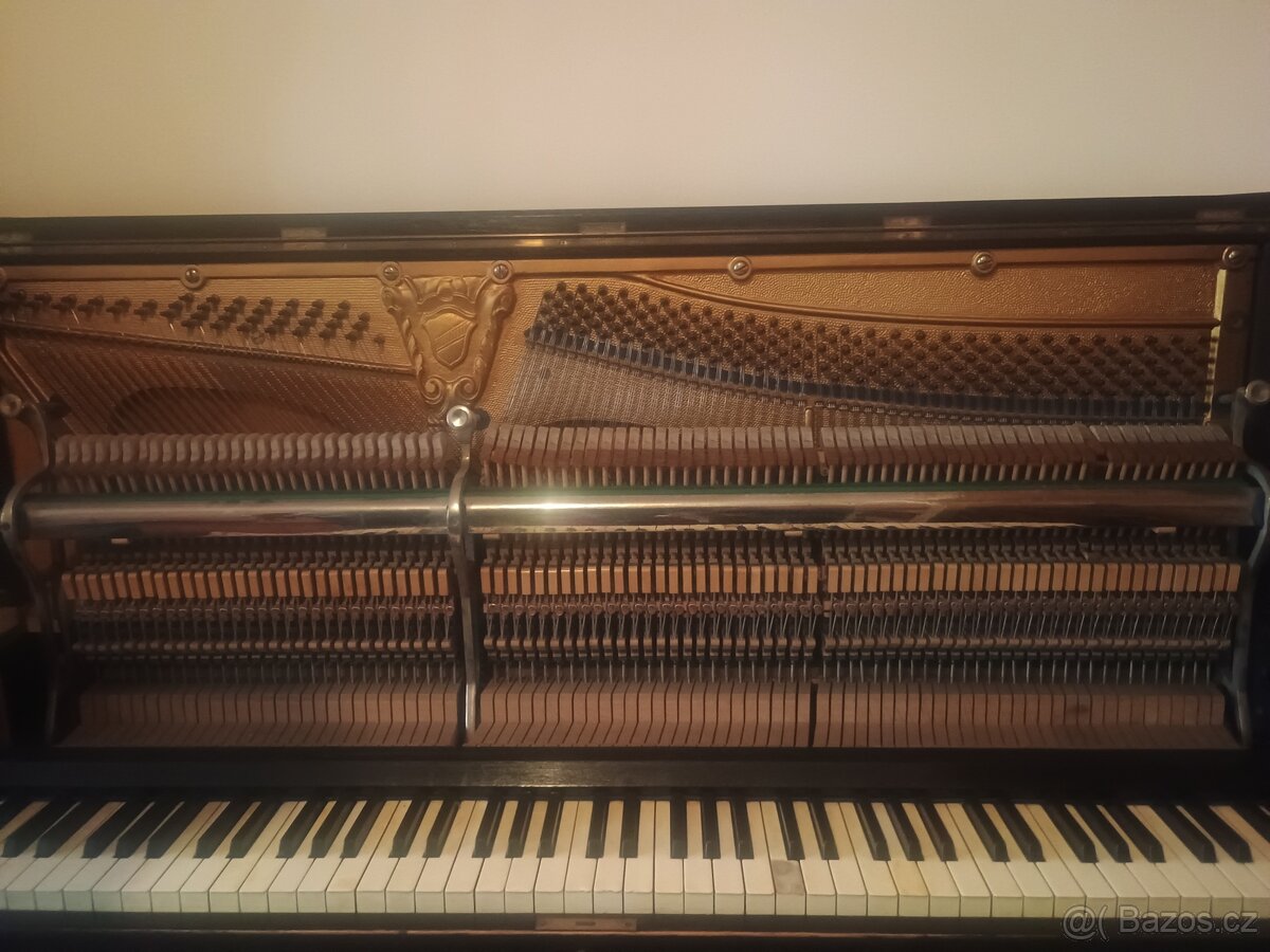 Pianino