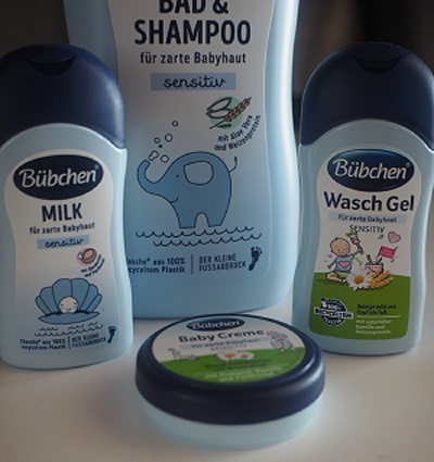 kosmetika Bübchen koupel a šampon 400 ml + zdarma vzorky