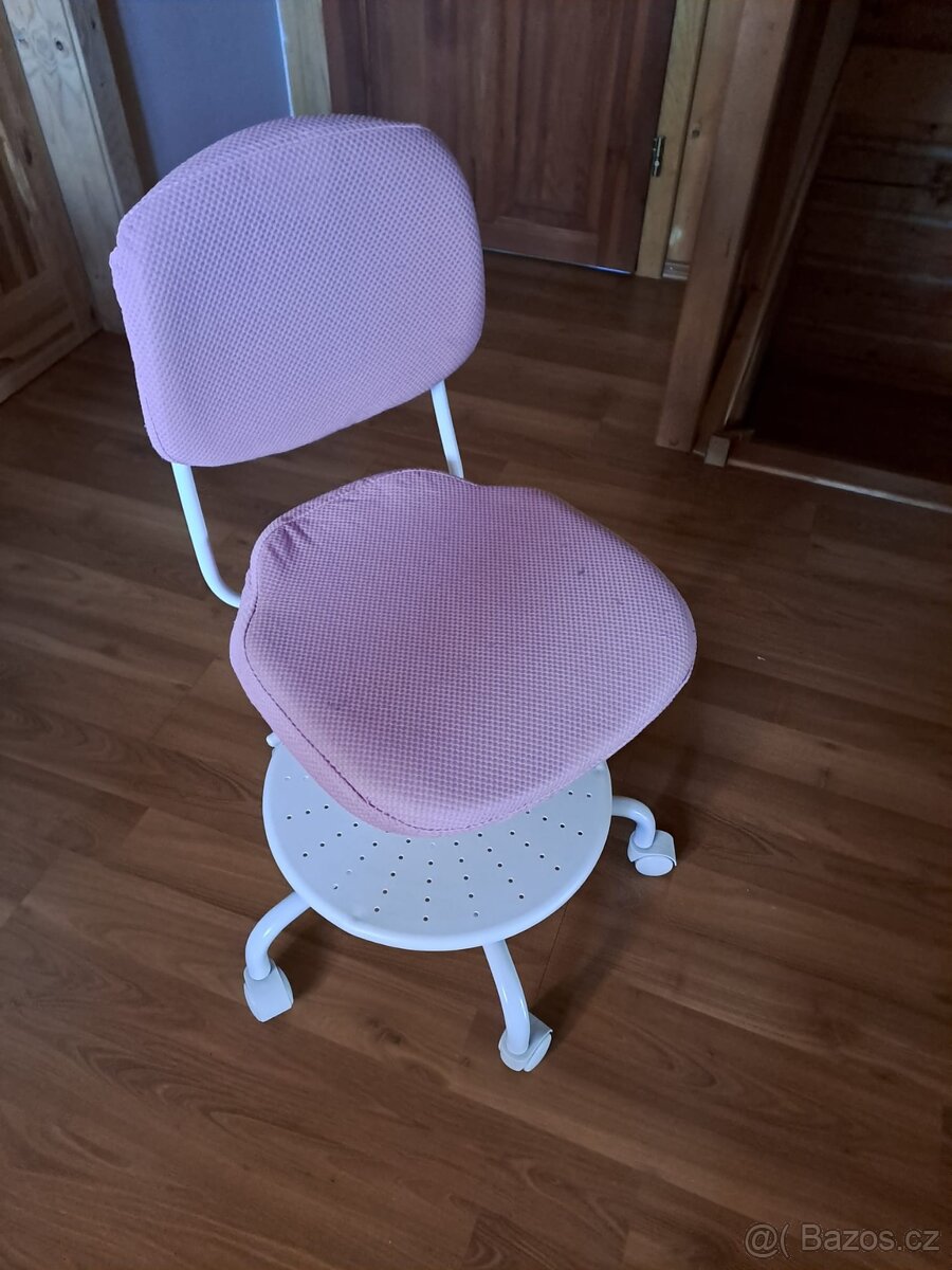 Prodám dětská kolečková židle Ikea